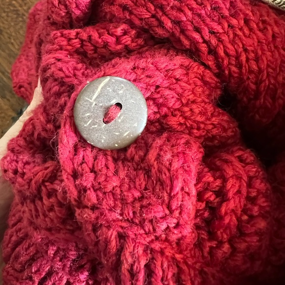 CARRAIG DONN Irish Merino Wool Cardigan Fisherman Sweater Cabled Aran Chunky S - Picture 8 of 8